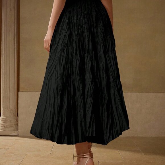 Black Elegant Women's Pleated Flowy Skirt - Picture 2 of 8